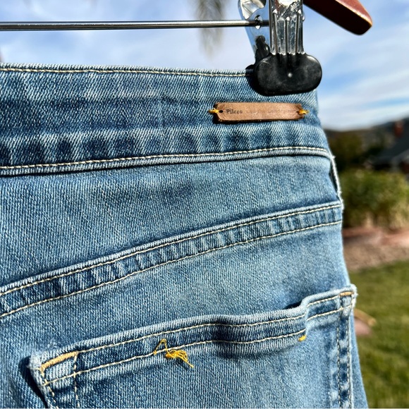 Pilcro and the Letterpress Mid Rise Jeans Stet Blue Wash Straight Leg Size 28 - Picture 6 of 7